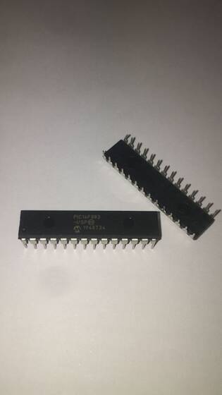 PIC16F883-I/SP DIP-28 8-BIT MICROCONTROLLER - MCU